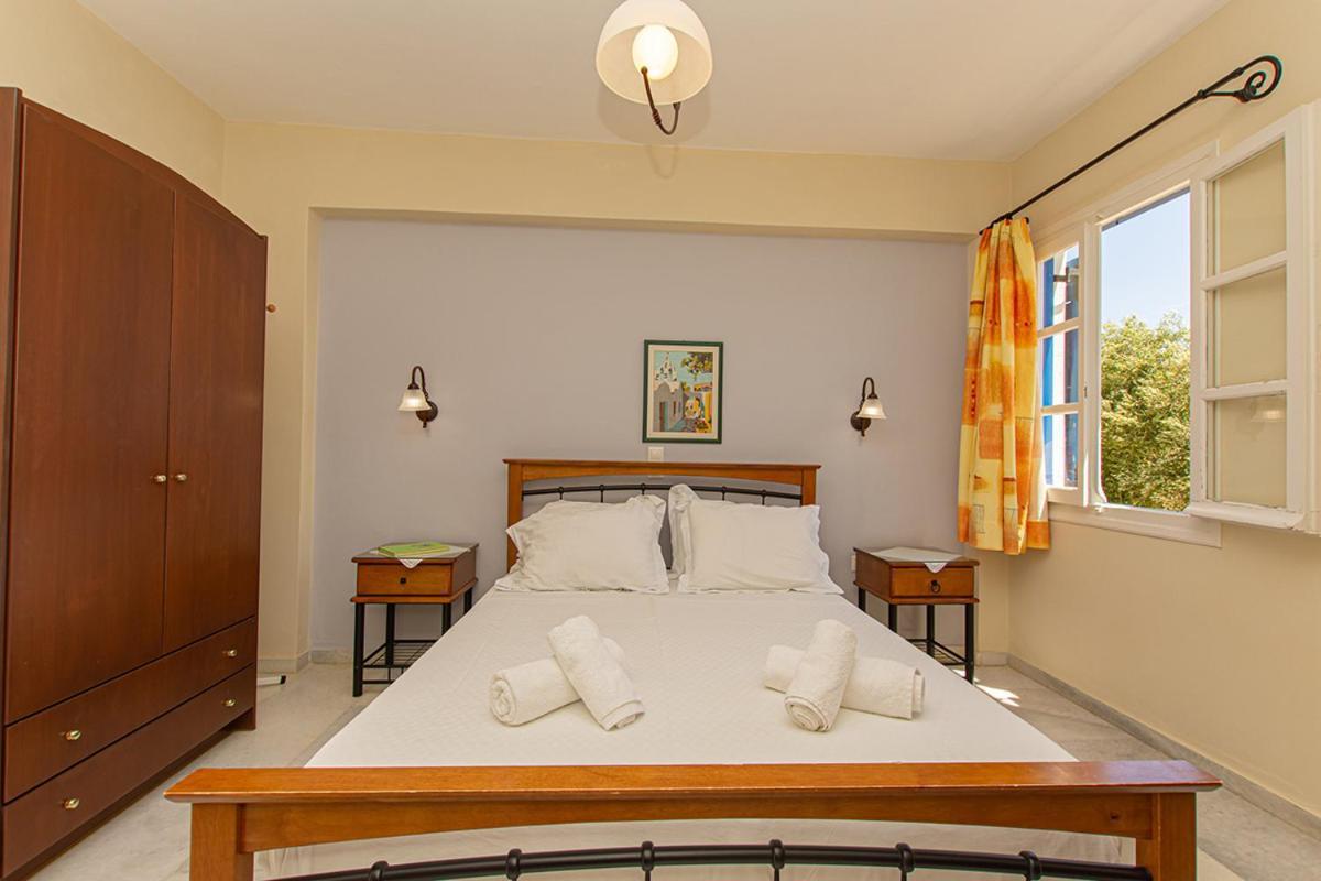 Maroussa Studios Agia Anna  Exterior photo
