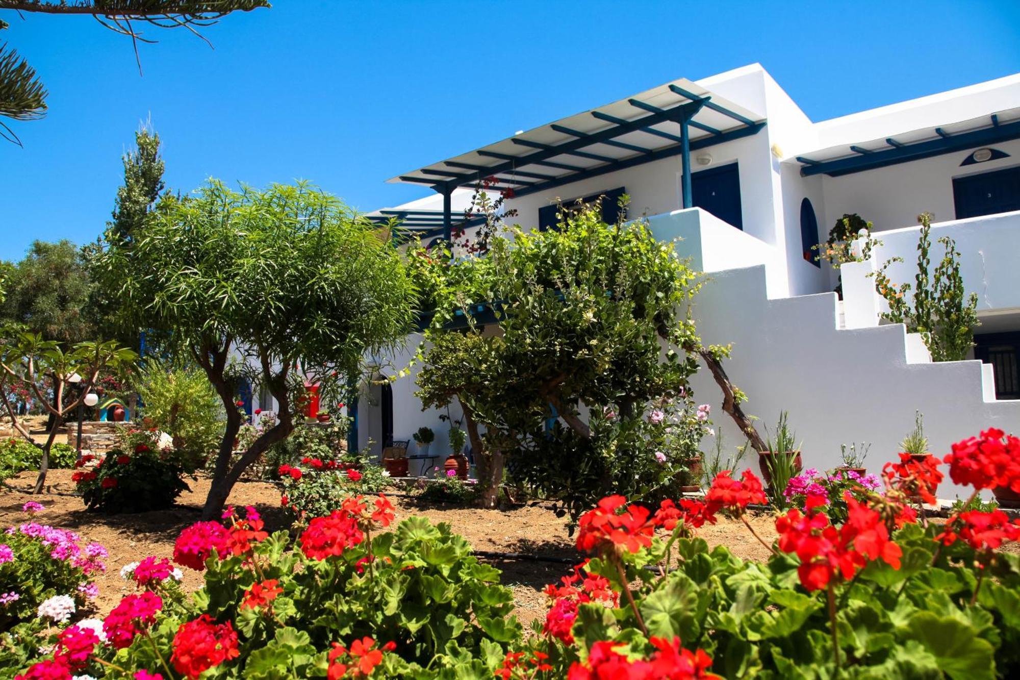 Maroussa Studios Agia Anna  Exterior photo