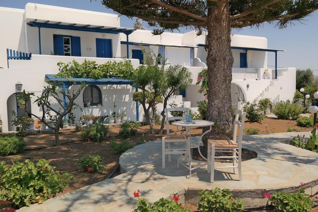 Maroussa Studios Agia Anna  Exterior photo