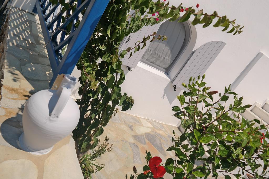 Maroussa Studios Agia Anna  Exterior photo