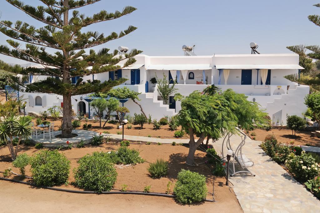 Maroussa Studios Agia Anna  Exterior photo