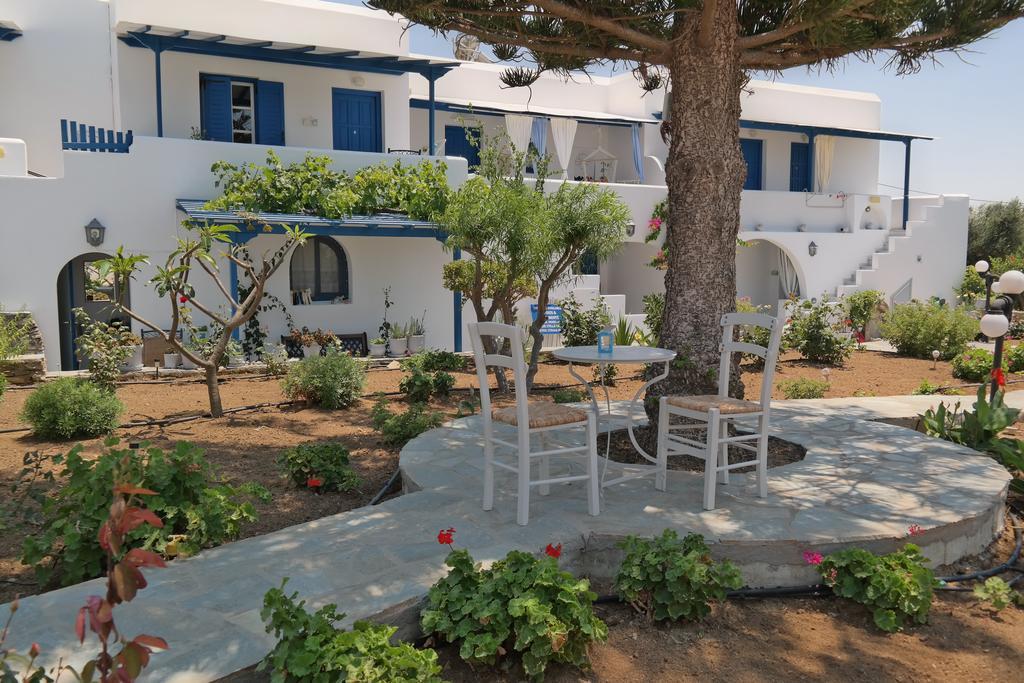 Maroussa Studios Agia Anna  Exterior photo