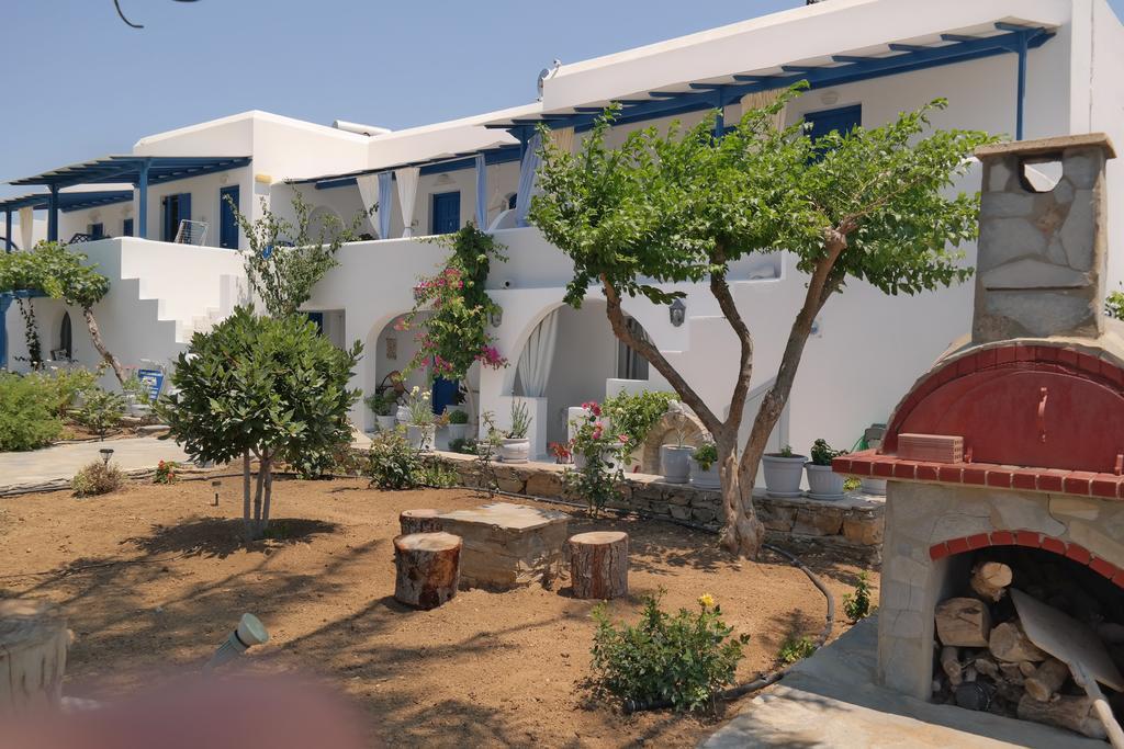 Maroussa Studios Agia Anna  Exterior photo